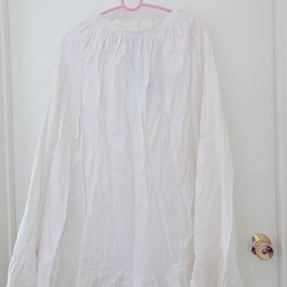 White skirt, size: small, material:cotton